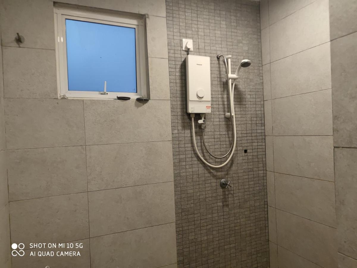 Bangi Gateway Service Apartment Kampong Sungai Ramal Dalam Ngoại thất bức ảnh