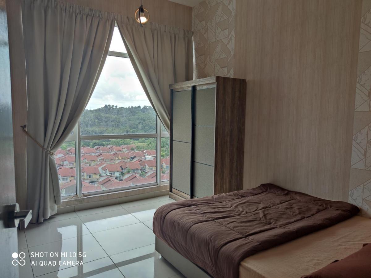 Bangi Gateway Service Apartment Kampong Sungai Ramal Dalam Ngoại thất bức ảnh
