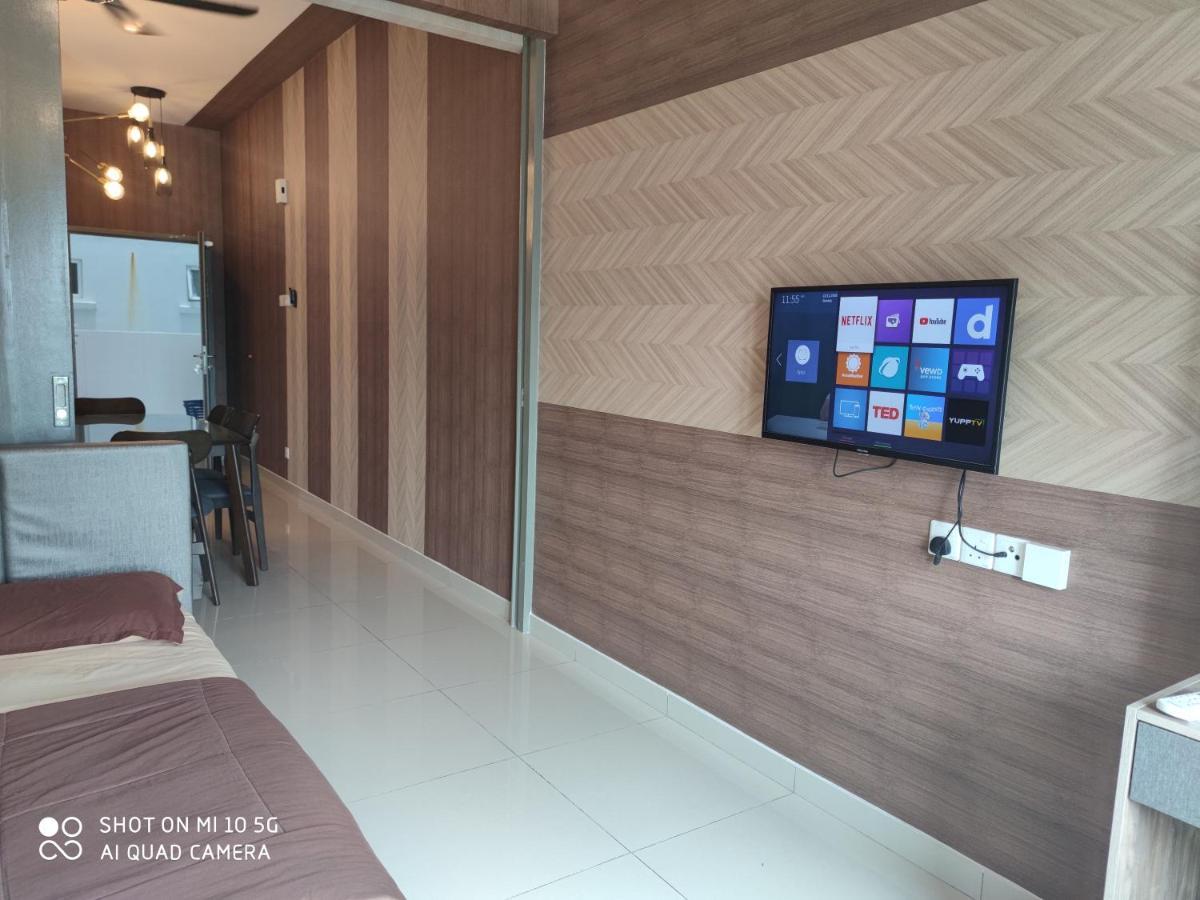 Bangi Gateway Service Apartment Kampong Sungai Ramal Dalam Ngoại thất bức ảnh